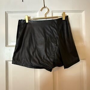 Black Faux Leather Women Skort